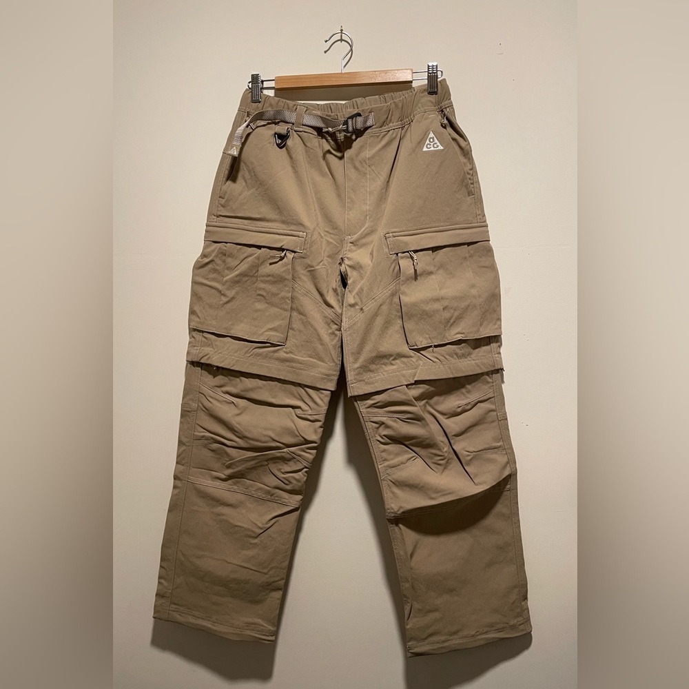 Nike ACG Smith Summit Convertible Cargo Pants Khaki Mens Size S FN0428-247